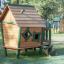 Drewniany domek dla dzieci na placu zabaw, model Domek Britty.